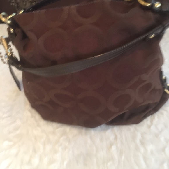 Coach - Picture 4 of 8